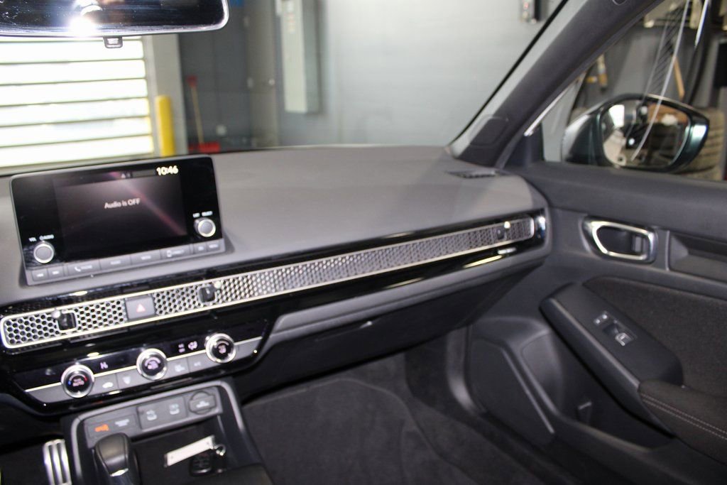 Certified 2025 Honda Civic Sport image 23