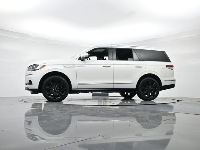 Used 2024 Lincoln Navigator Reserve image 35