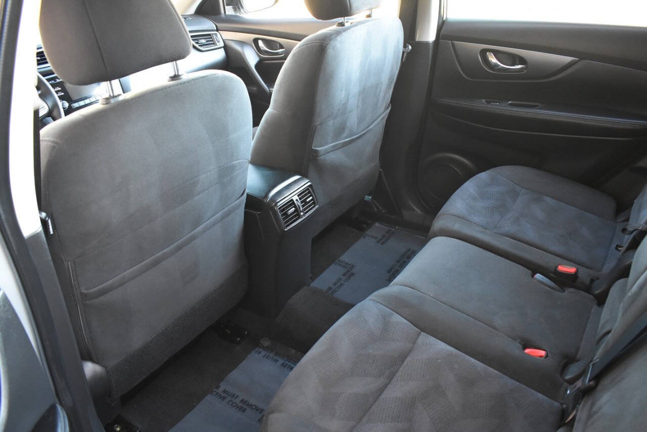 Used 2015 Nissan Rogue SV AWD/4WD image 33