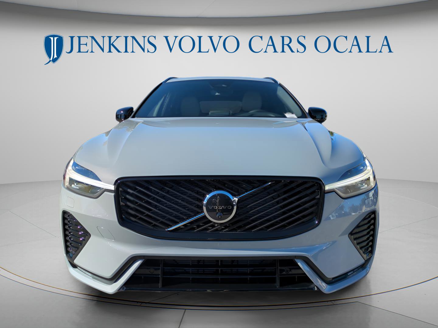 New 2026 Volvo XC60 B5 Plus w/ Protection Package Premier image 8