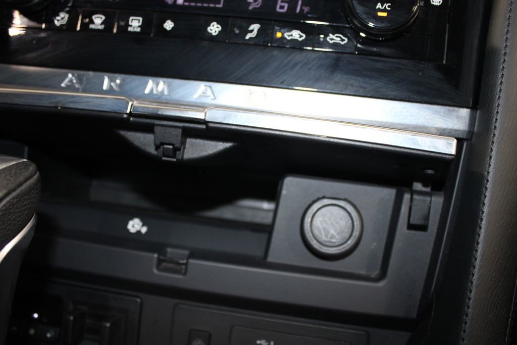 Used 2024 Nissan Armada SL image 55