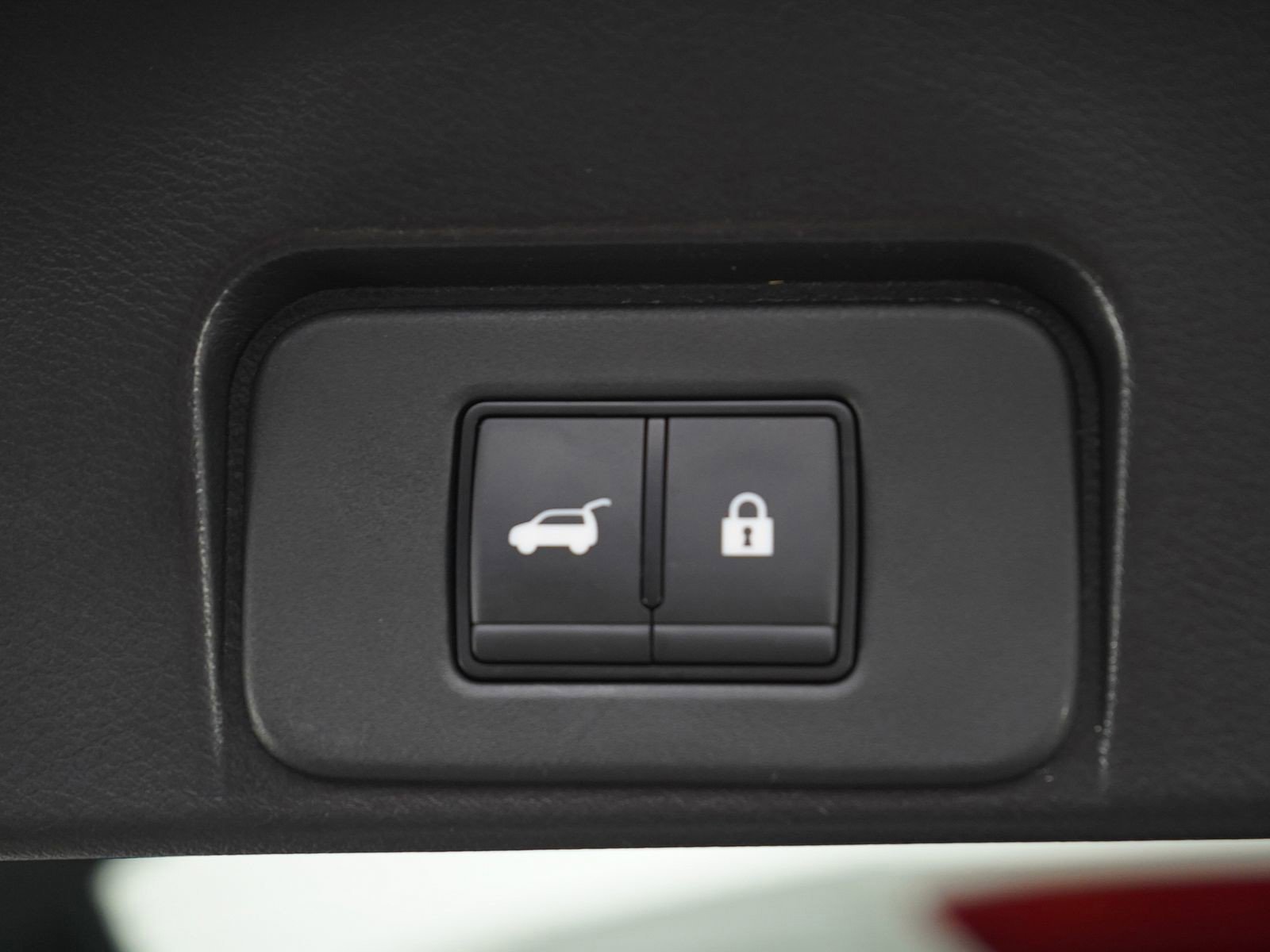 Used 2023 Nissan Rogue SL w/ SL Premium Package AWD/4WD image 18