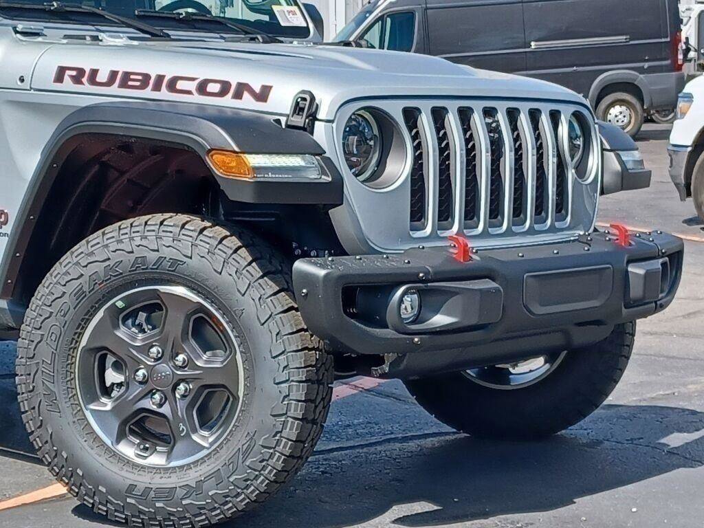 Used 2023 Jeep Gladiator Rubicon w/ LED Lighting Group AWD/4WD image 2