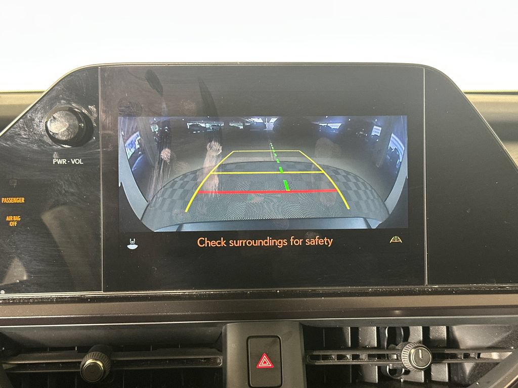 Used 2024 Lexus UX 250h AWD w/ Premium Package image 29