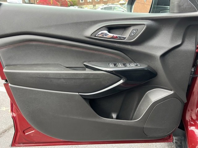 Used 2024 Chevrolet Trax RS image 8