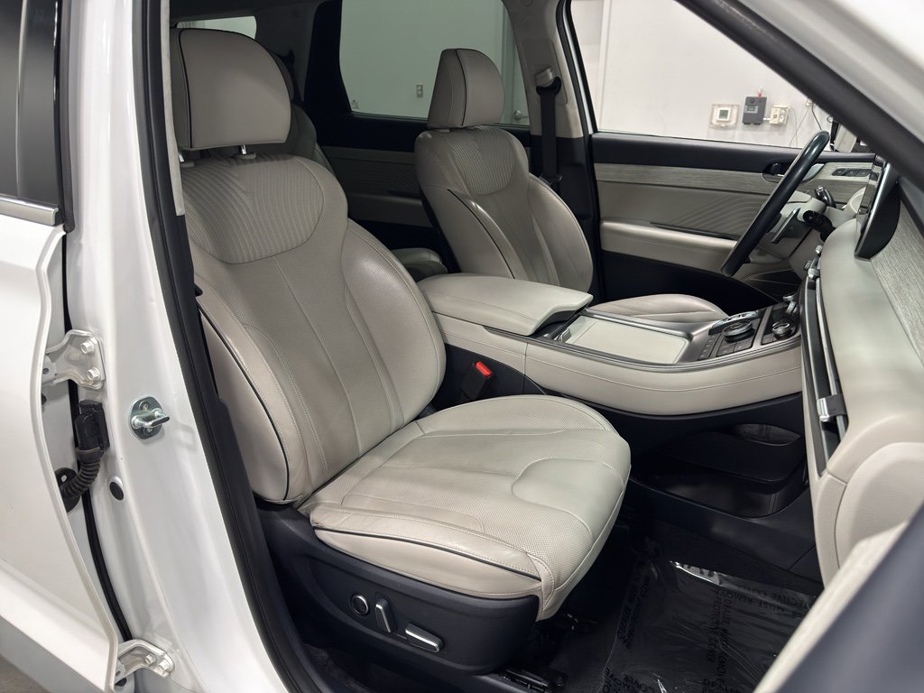 Used 2024 Hyundai Palisade Calligraphy image 35