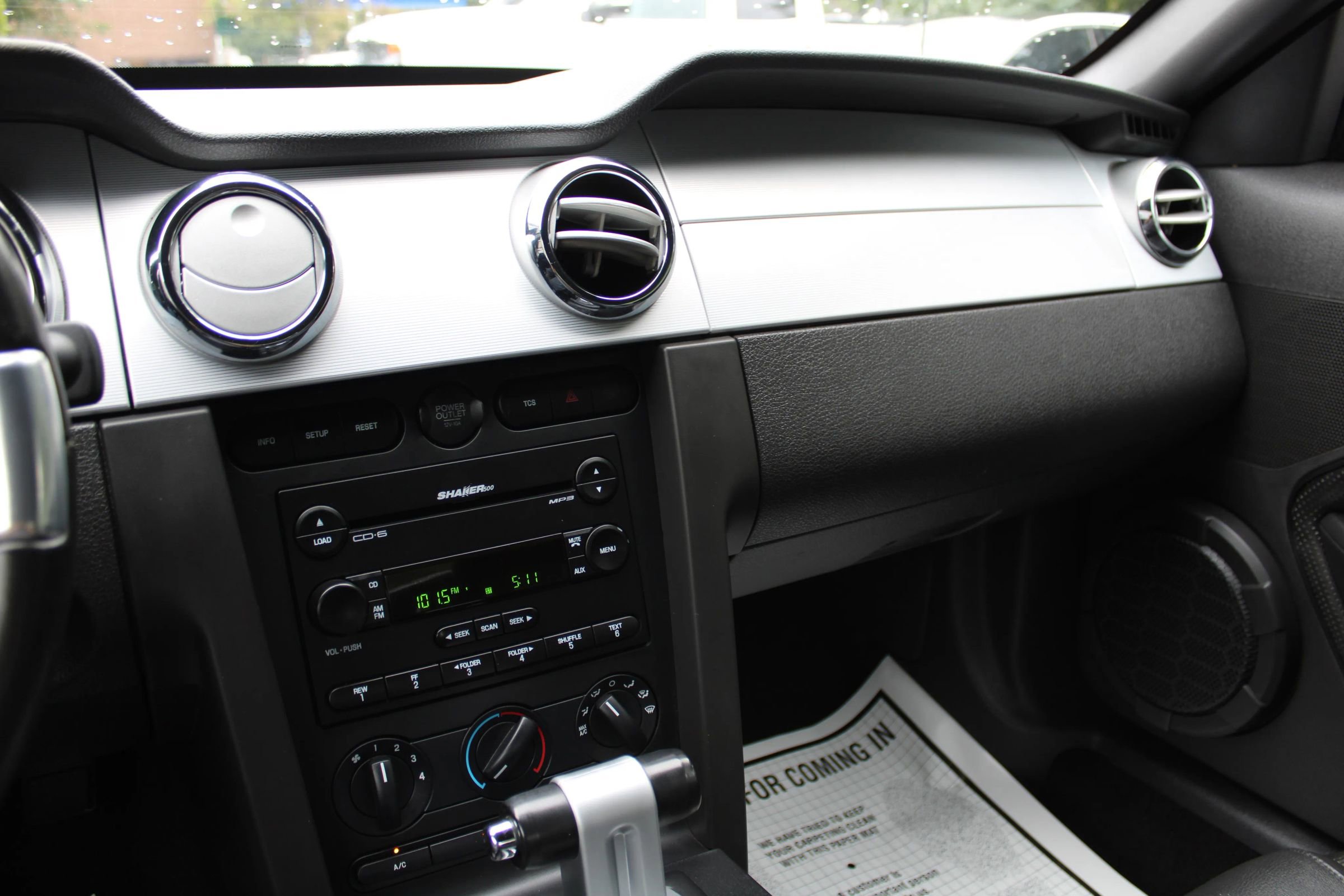 Used 2006 Ford Mustang GT image 12