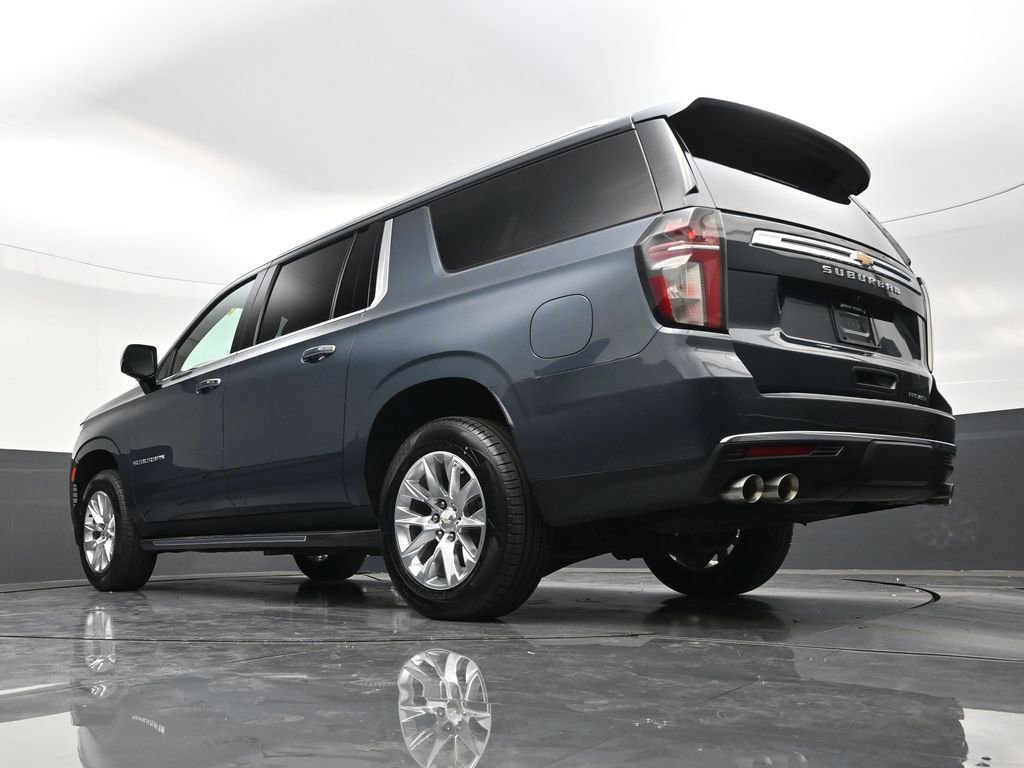 Used 2021 Chevrolet Suburban Premier w/ Premium Package RWD image 23