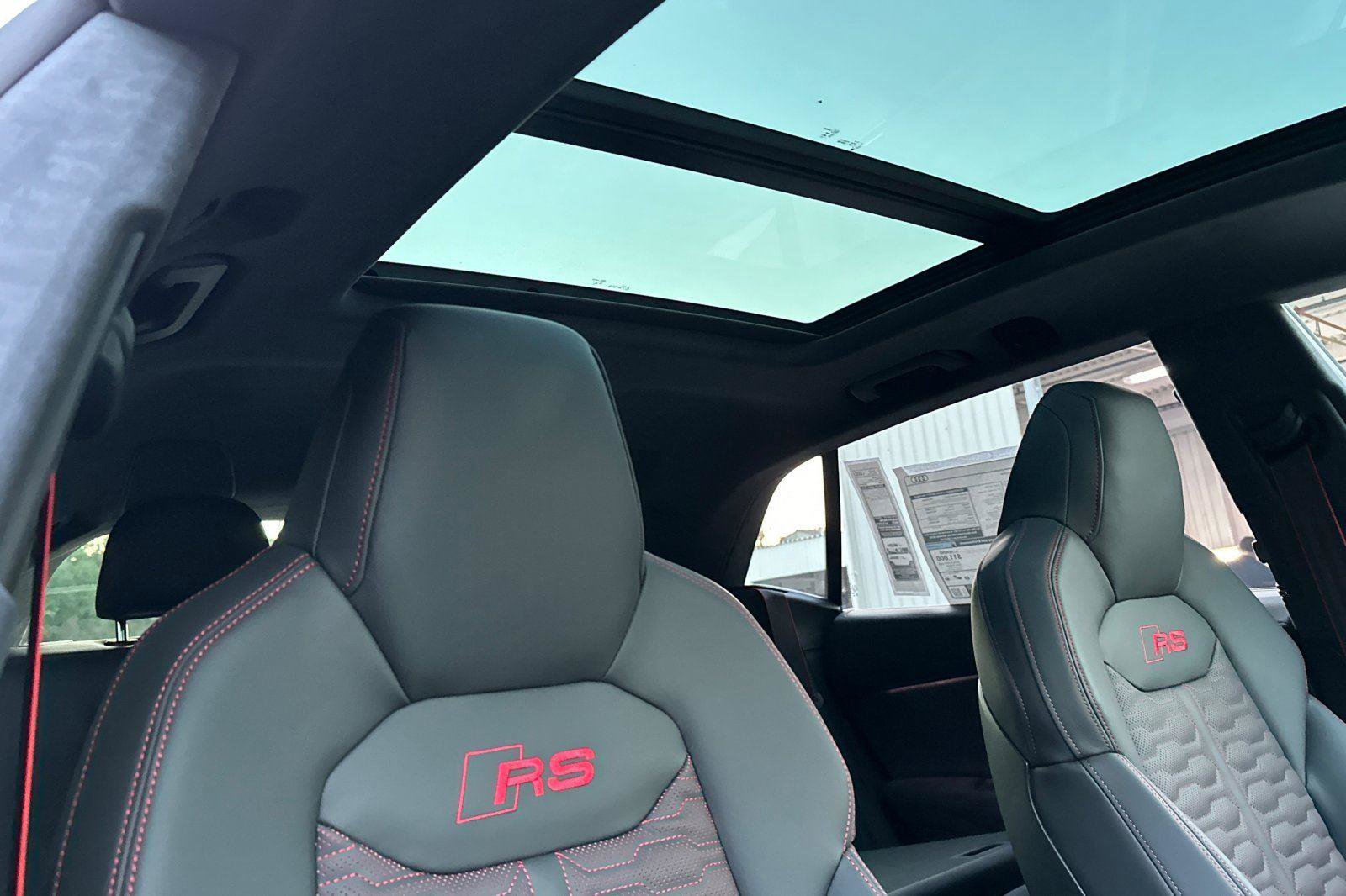 New 2026 Audi RS Q8 performance image 16