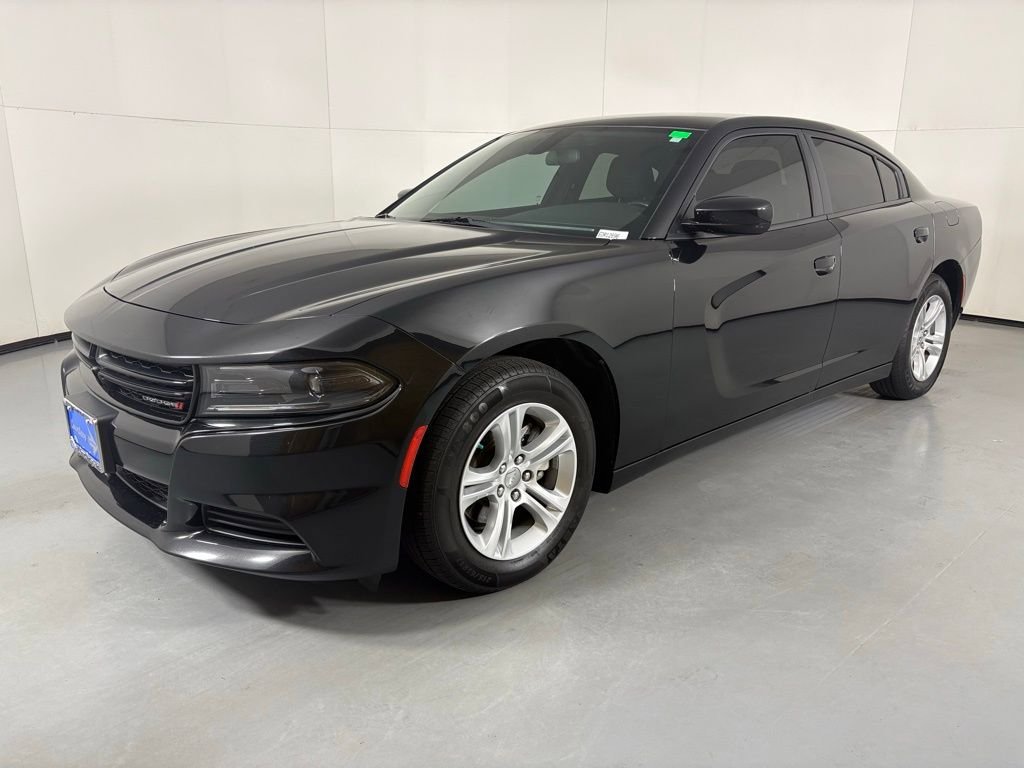 Used 2023 Dodge Charger SXT RWD image 4