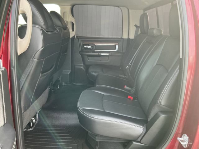Used 2018 RAM 1500 Laramie w/ Convenience Group AWD/4WD image 39