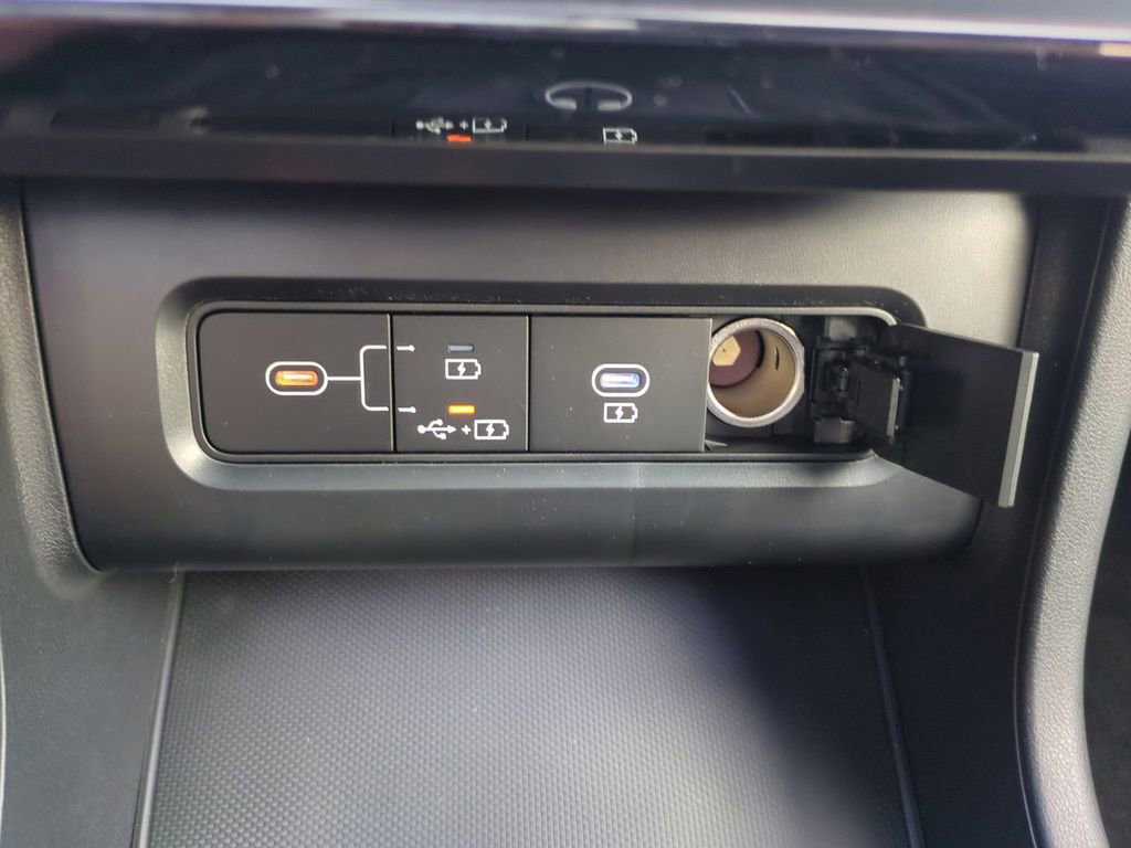 New 2026 Hyundai Tucson Limited image 28