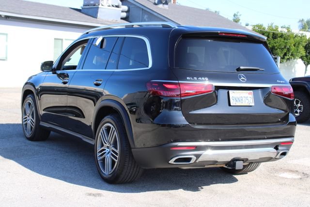 Used 2024 Mercedes-Benz GLS 450 4MATIC image 3