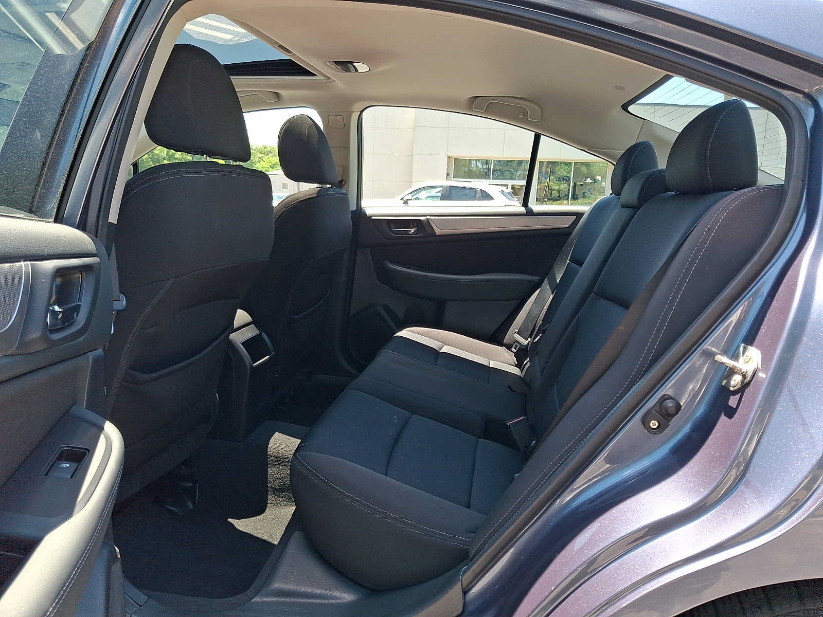 Used 2017 Subaru Legacy 2.5i Premium AWD/4WD image 10
