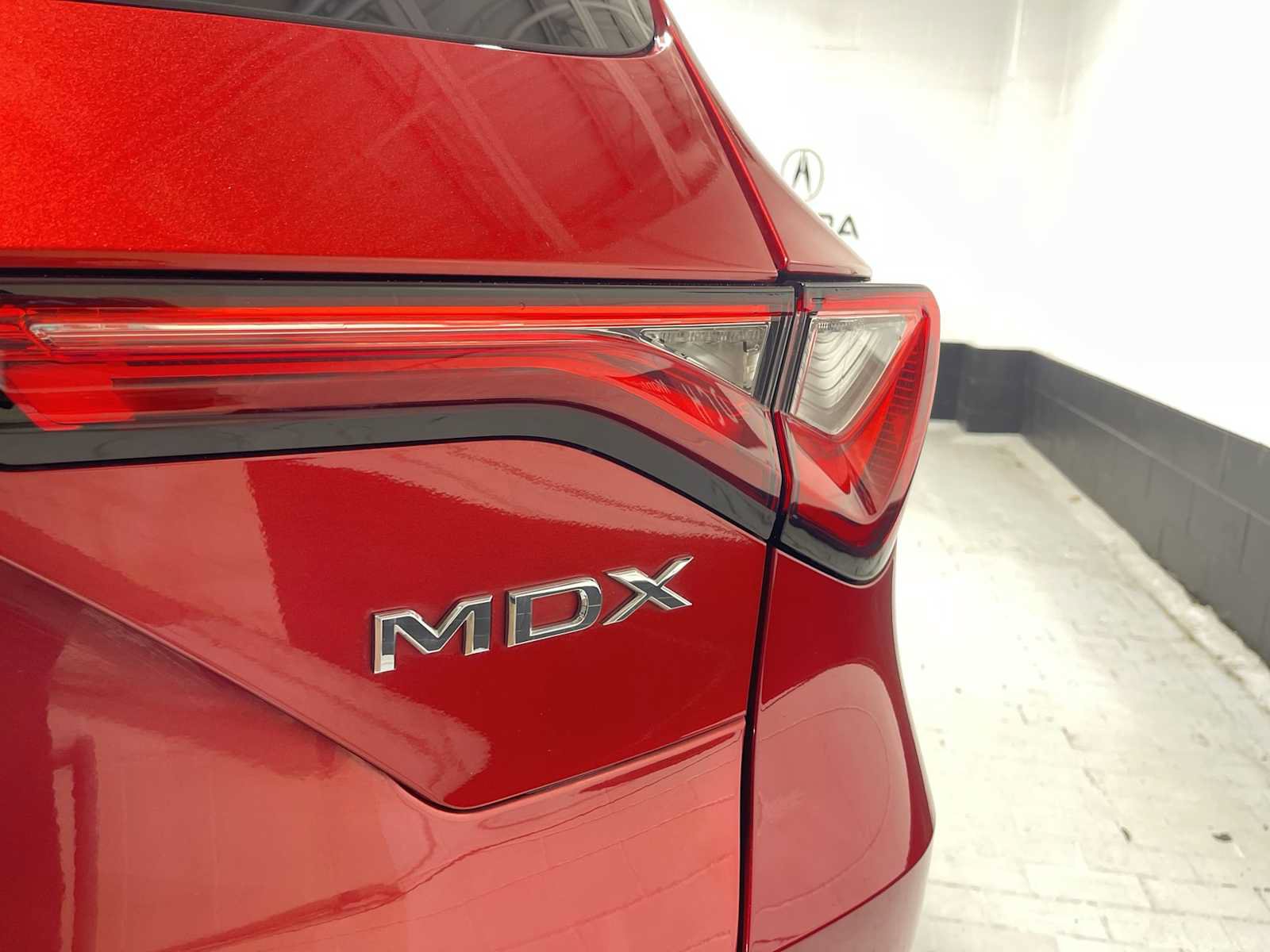Used 2023 Acura MDX SH-AWD image 7