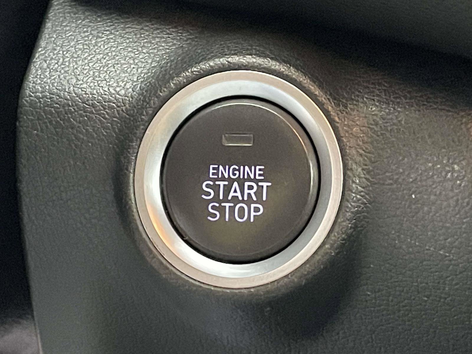 Certified 2022 Hyundai Kona Limited image 19