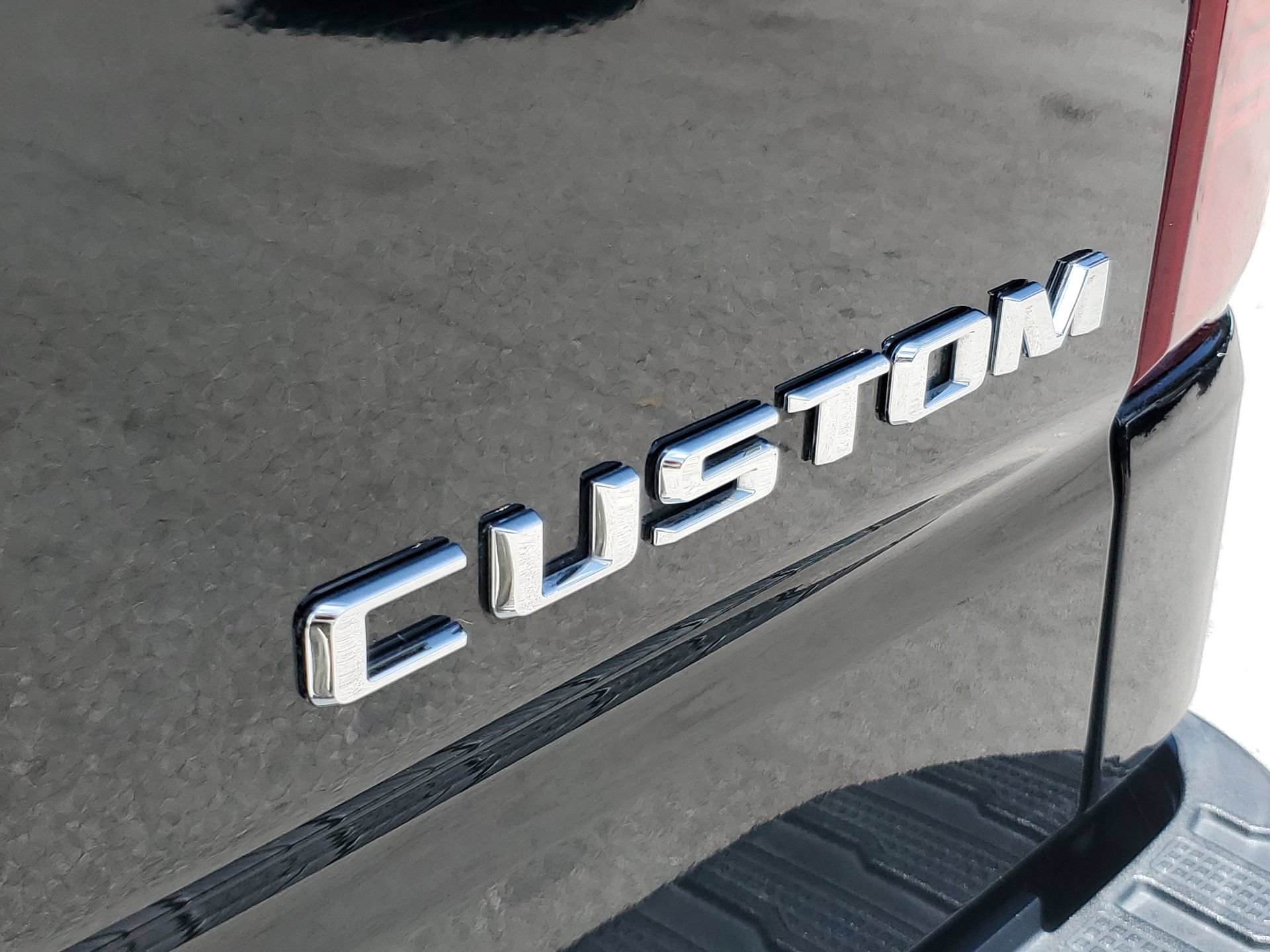 Used 2022 Chevrolet Silverado 1500 Custom RWD image 7