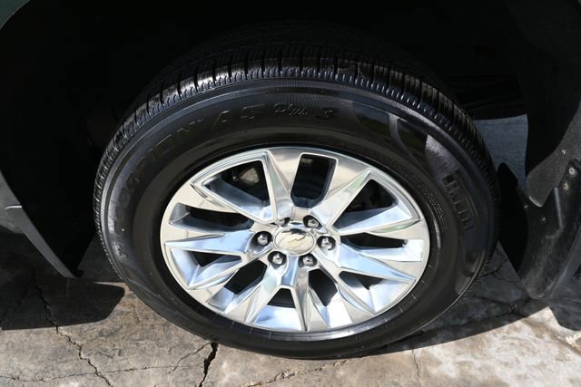 Used 2020 Chevrolet Silverado 1500 LTZ w/ LTZ Premium Package AWD/4WD image 13