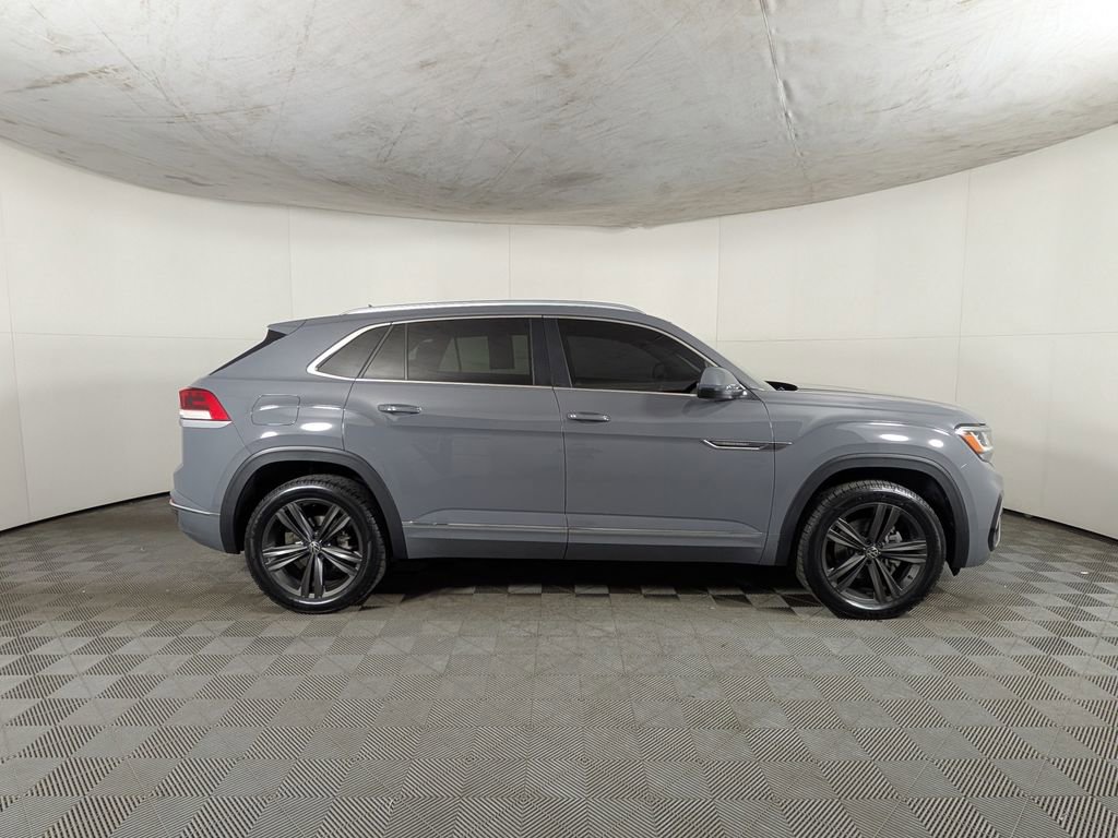 Used 2022 Volkswagen Atlas Cross Sport SEL R-Line image 6