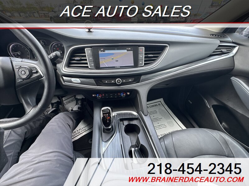 Used 2018 Buick Enclave Premium w/ Trailering Package AWD/4WD image 16