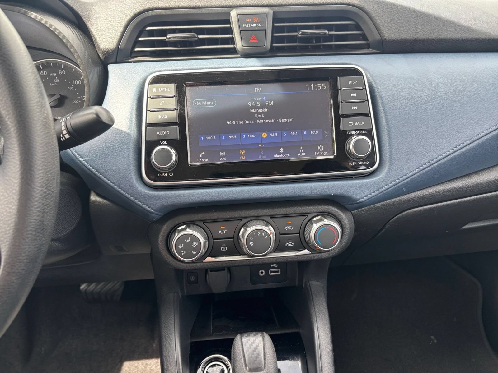 Used 2025 Nissan Versa SV FWD image 16