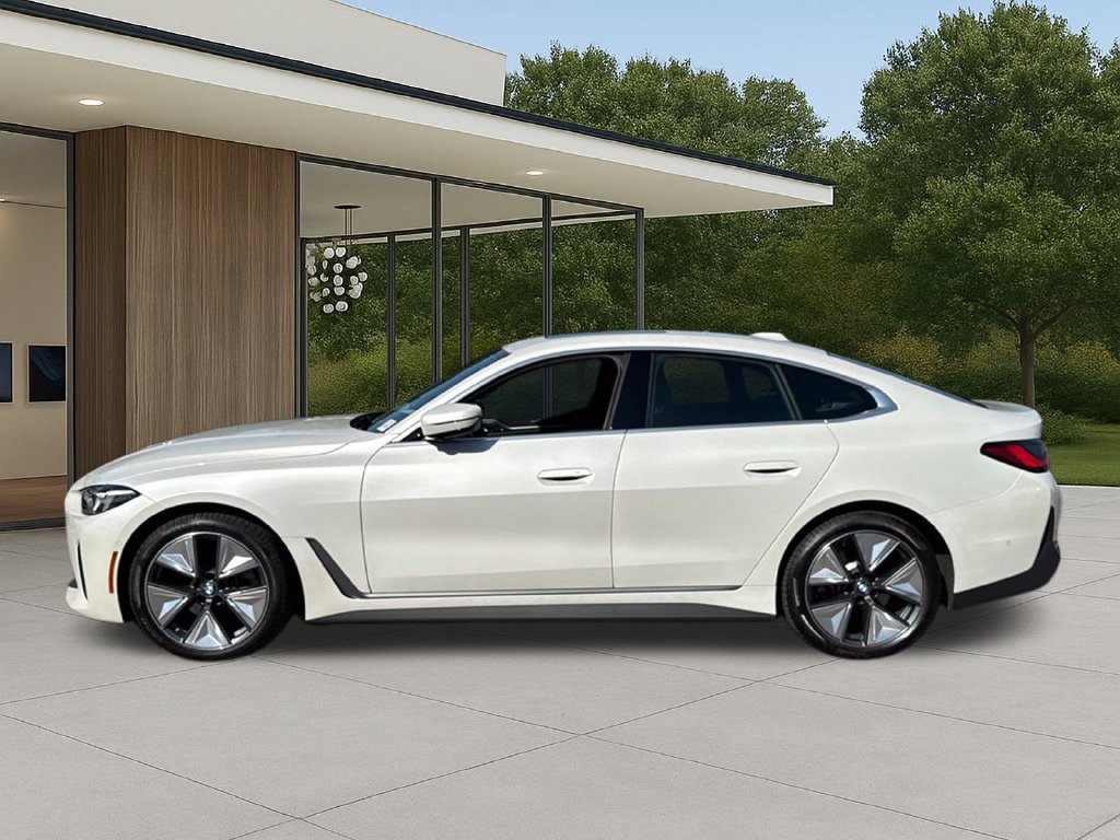 Used 2026 BMW i4 eDrive40 w/ Premium Package RWD image 13