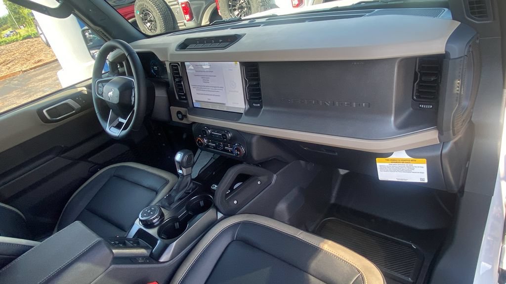 New 2026 Ford Bronco Big Bend w/ Black Diamond Package AWD/4WD image 11