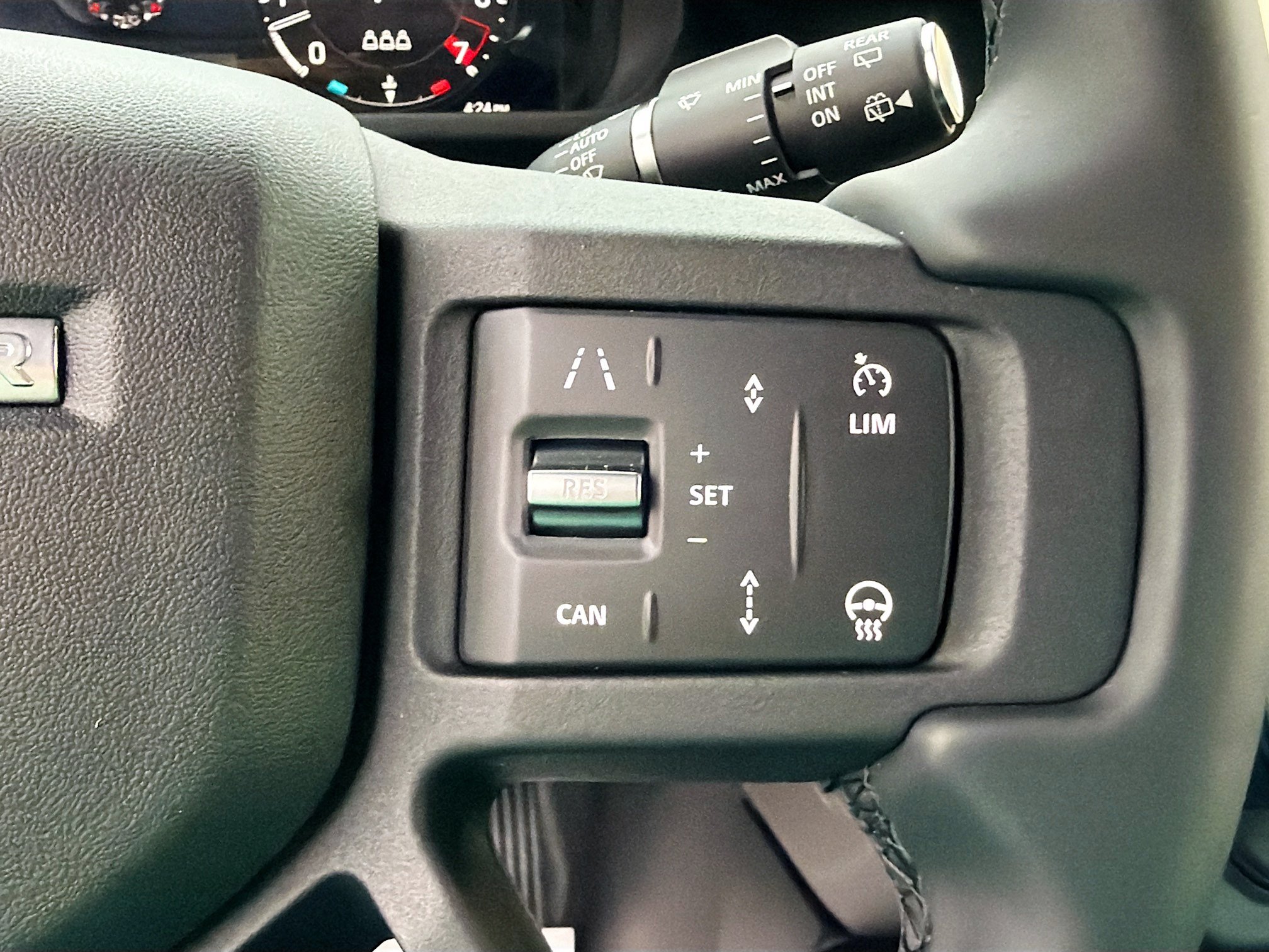 New 2026 Land Rover Defender 110 Trophy Edition AWD/4WD image 37