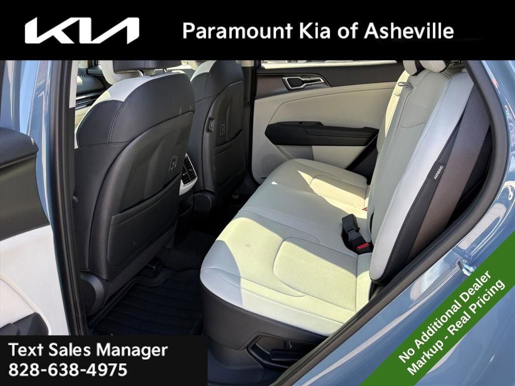 New 2026 Kia Sportage EX image 23