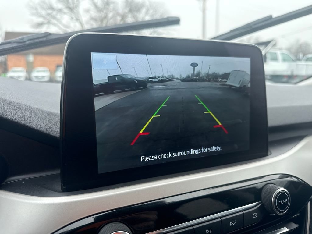 Used 2022 Ford Escape SE w/ Cold Weather Package image 29