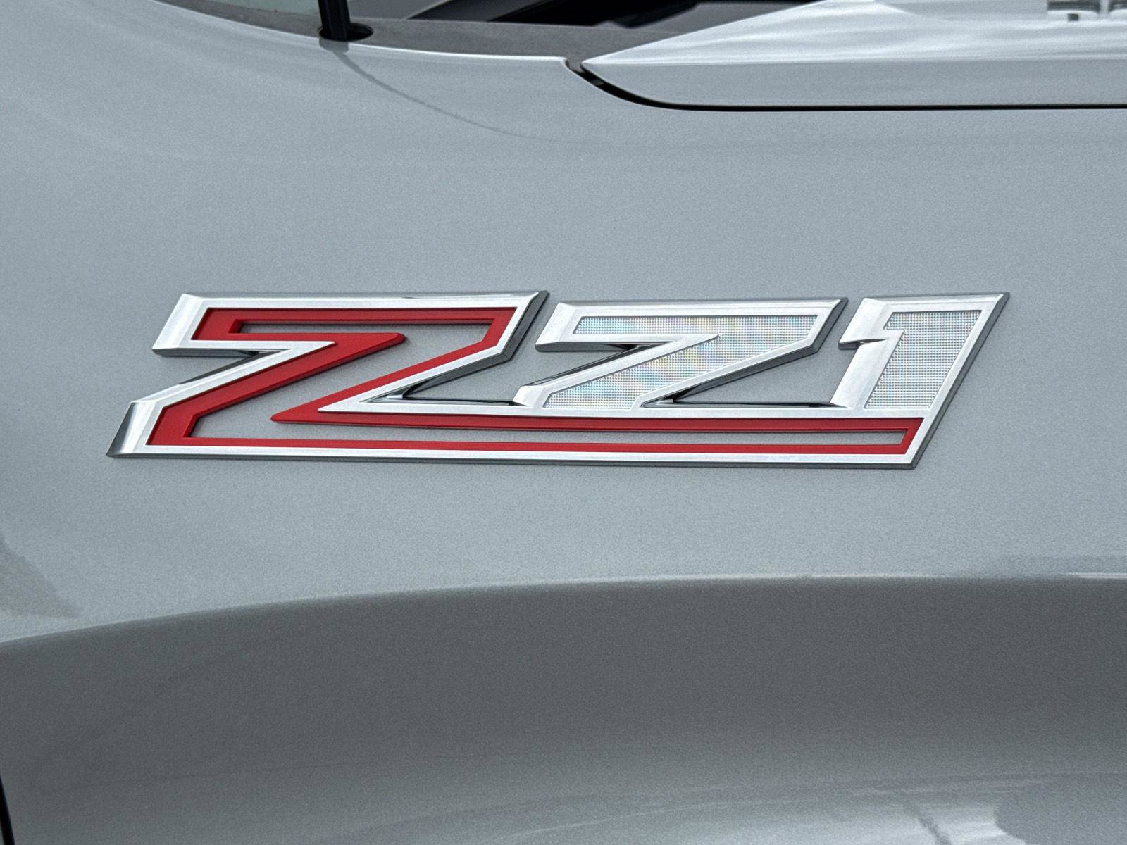 Used 2025 Chevrolet Silverado 1500 LTZ image 5