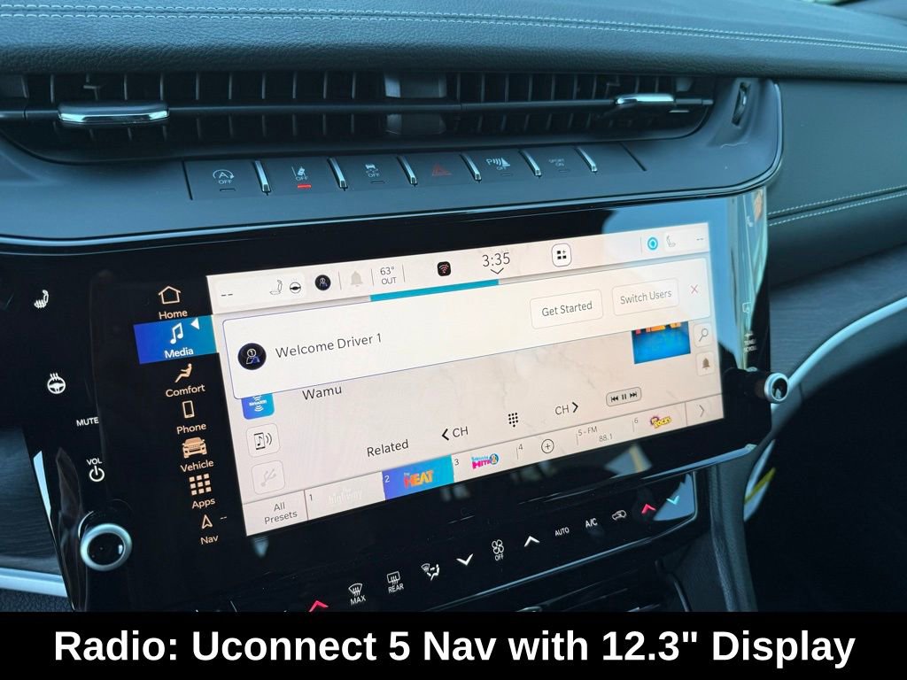 New 2026 Jeep Grand Cherokee Altitude image 13