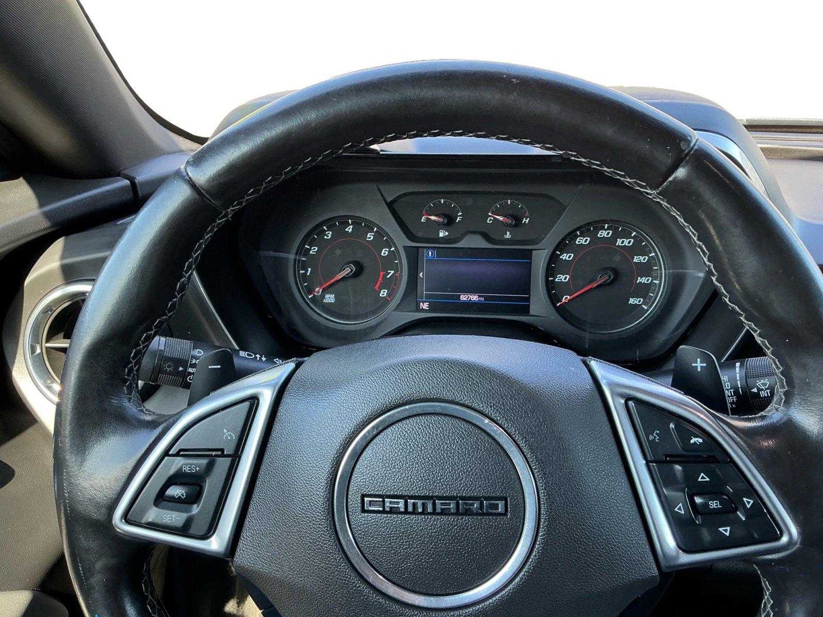 Used 2020 Chevrolet Camaro LT w/ RS Package image 12