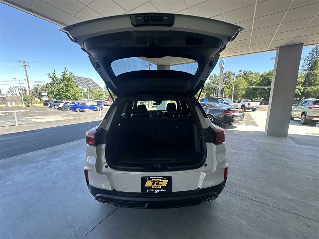 New 2026 Chevrolet TrailBlazer RS w/ Driver Confidence Package image 24