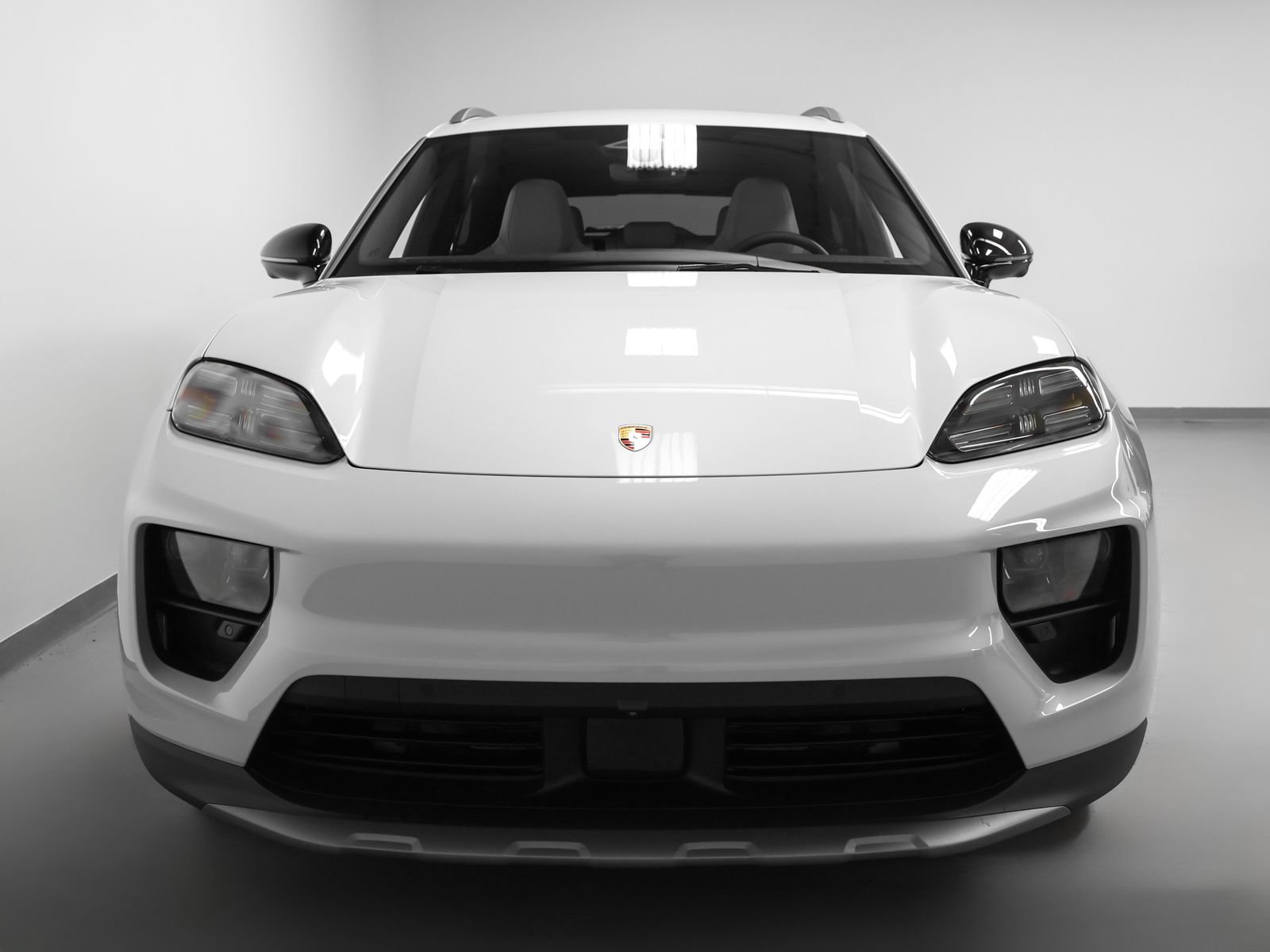 New 2026 Porsche Macan 4 Electric AWD/4WD image 8