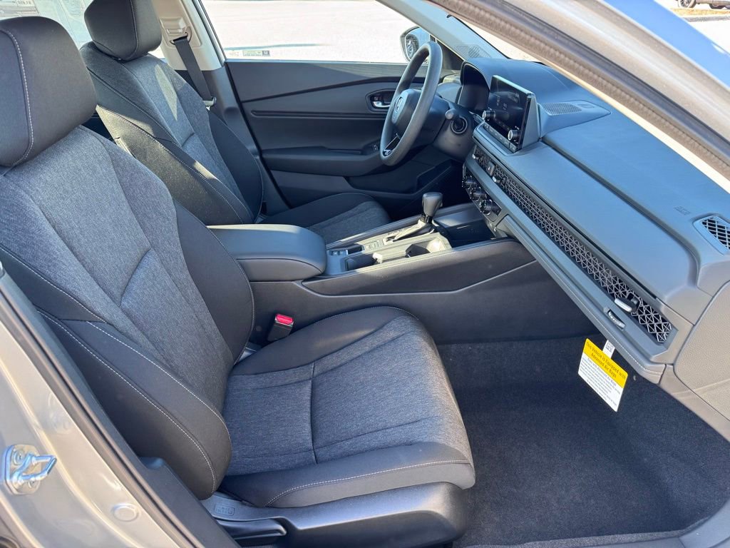 New 2025 Honda Accord SE image 26
