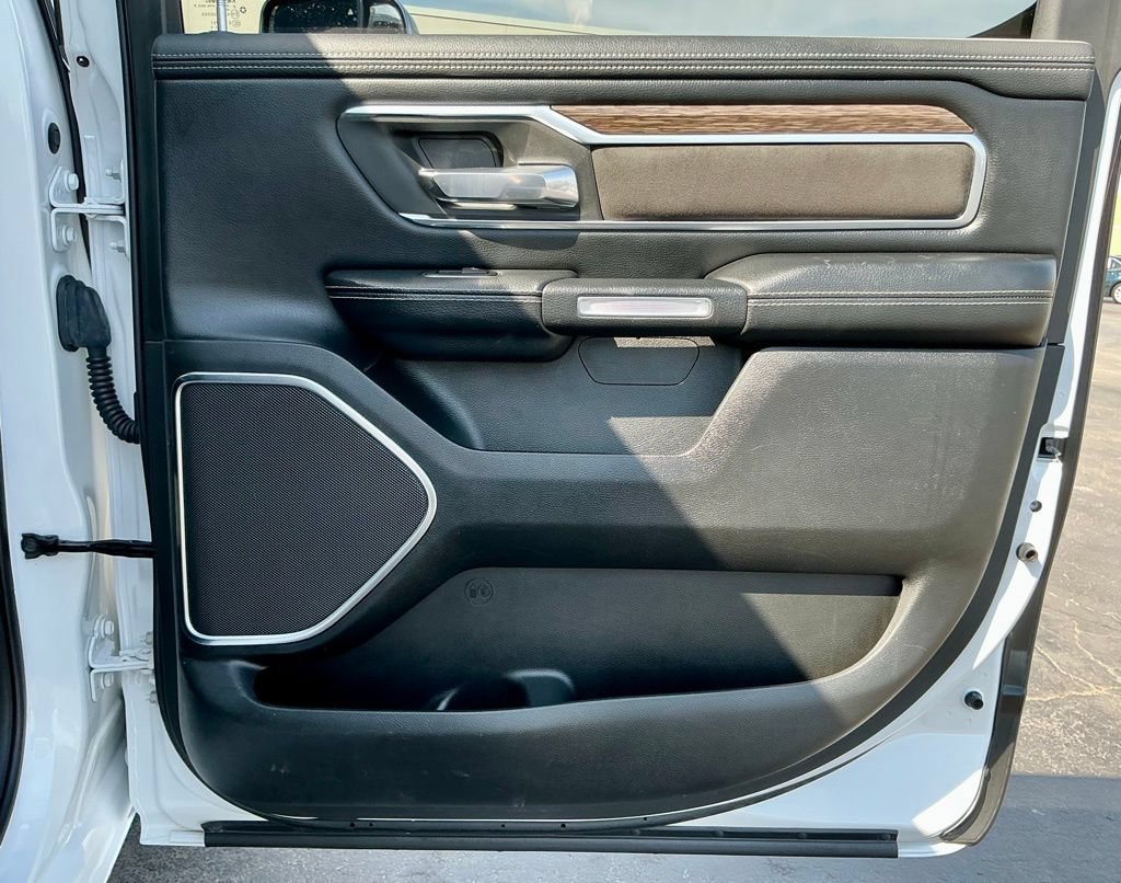 Used 2019 RAM 1500 Laramie image 26