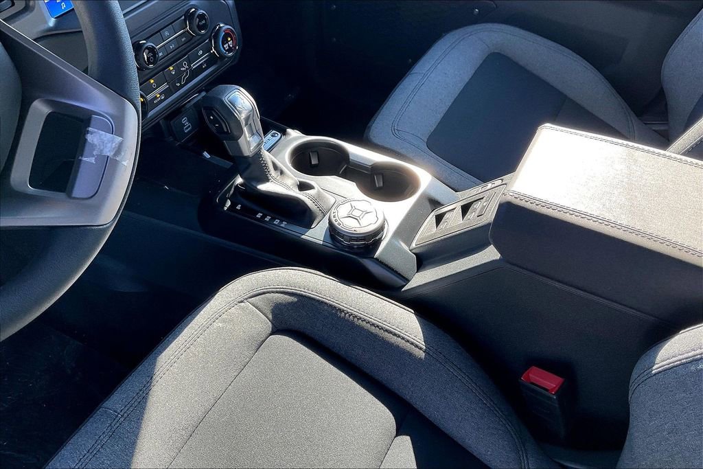 New 2025 Ford Bronco 4-Door image 8