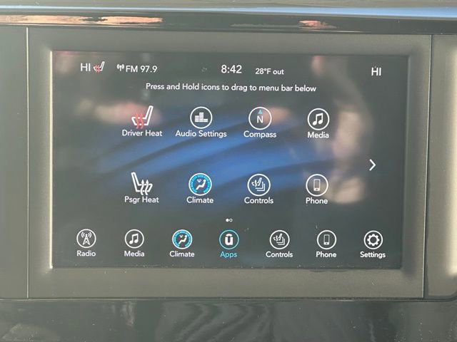 Used 2018 Chrysler Pacifica Touring-L image 31