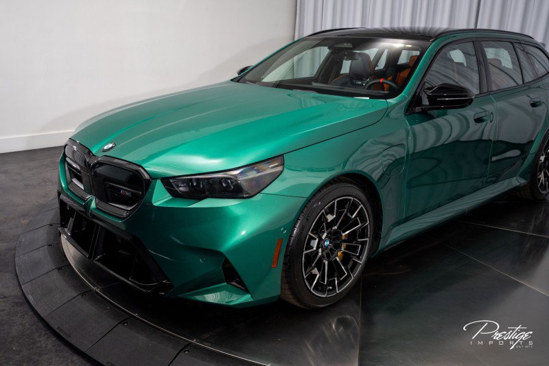 Used 2025 BMW M5 Touring w/ M Driver's Package image 10