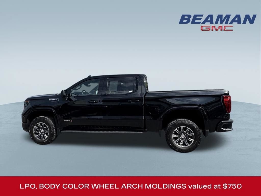 Used 2024 GMC Sierra 1500 AT4 w/ Technology Package AWD/4WD image 4