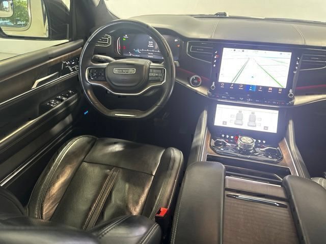 Used 2023 Jeep Grand Wagoneer L Series II AWD/4WD image 21