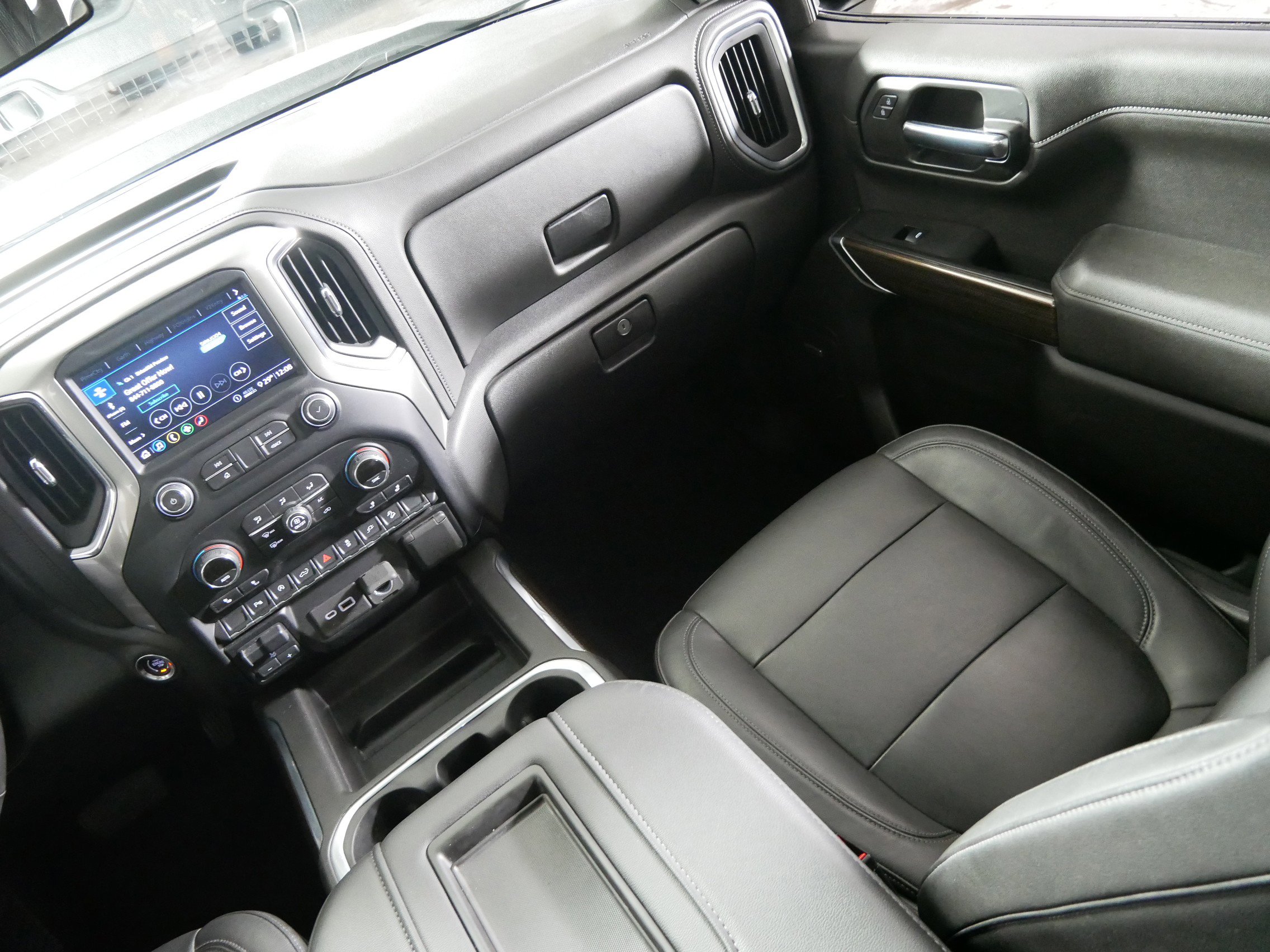 Used 2020 Chevrolet Silverado 1500 RST image 11