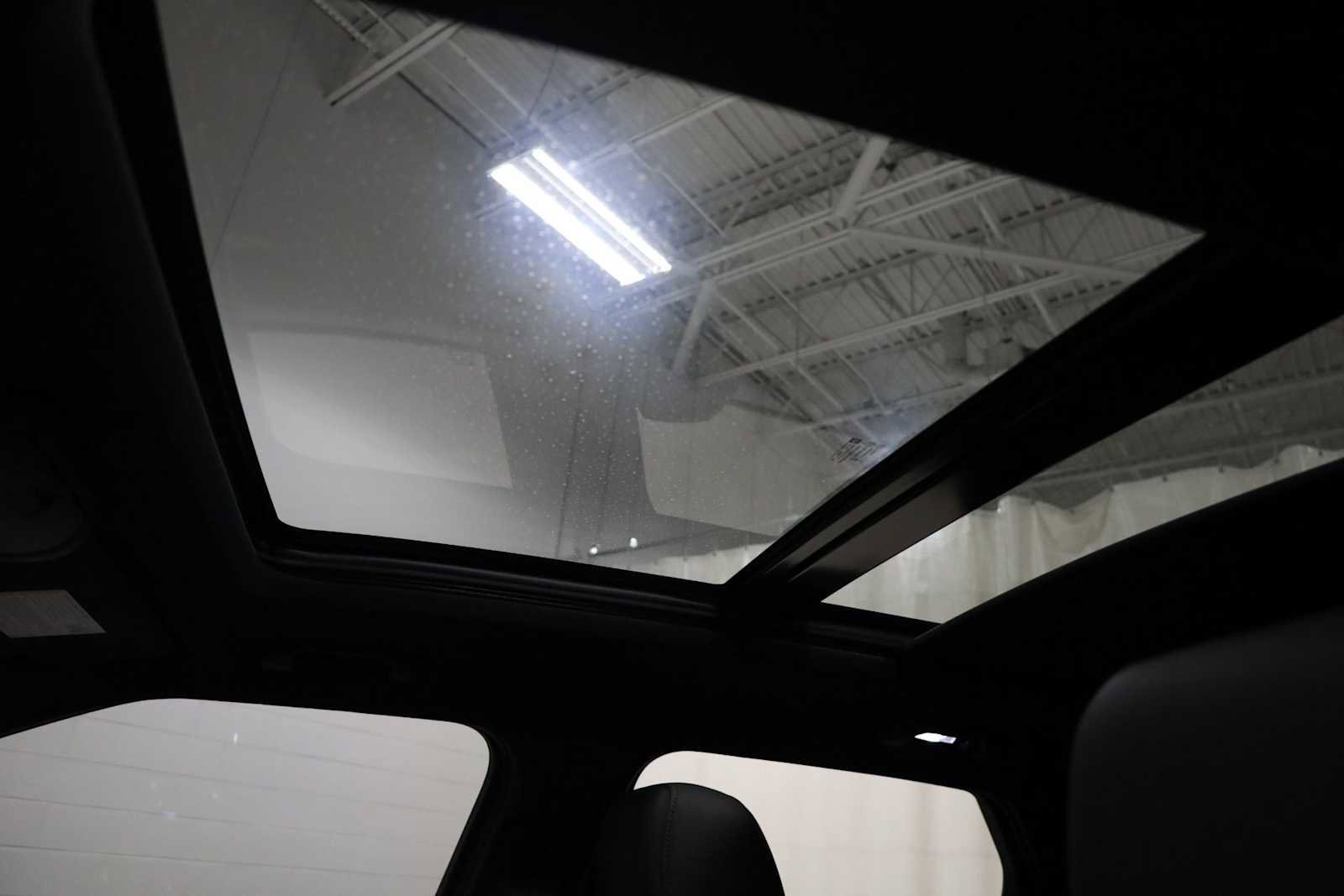 Used 2023 Chevrolet Blazer RS w/ Driver Confidence II Package image 18