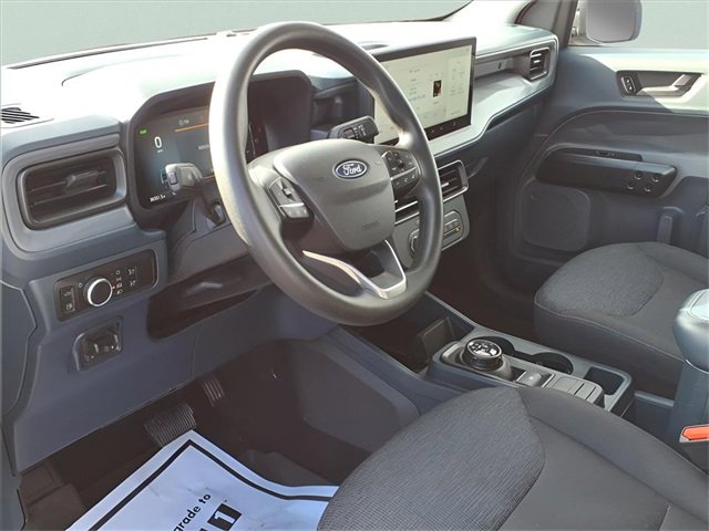 Used 2025 Ford Maverick XL w/ Equipment Group 101A image 8