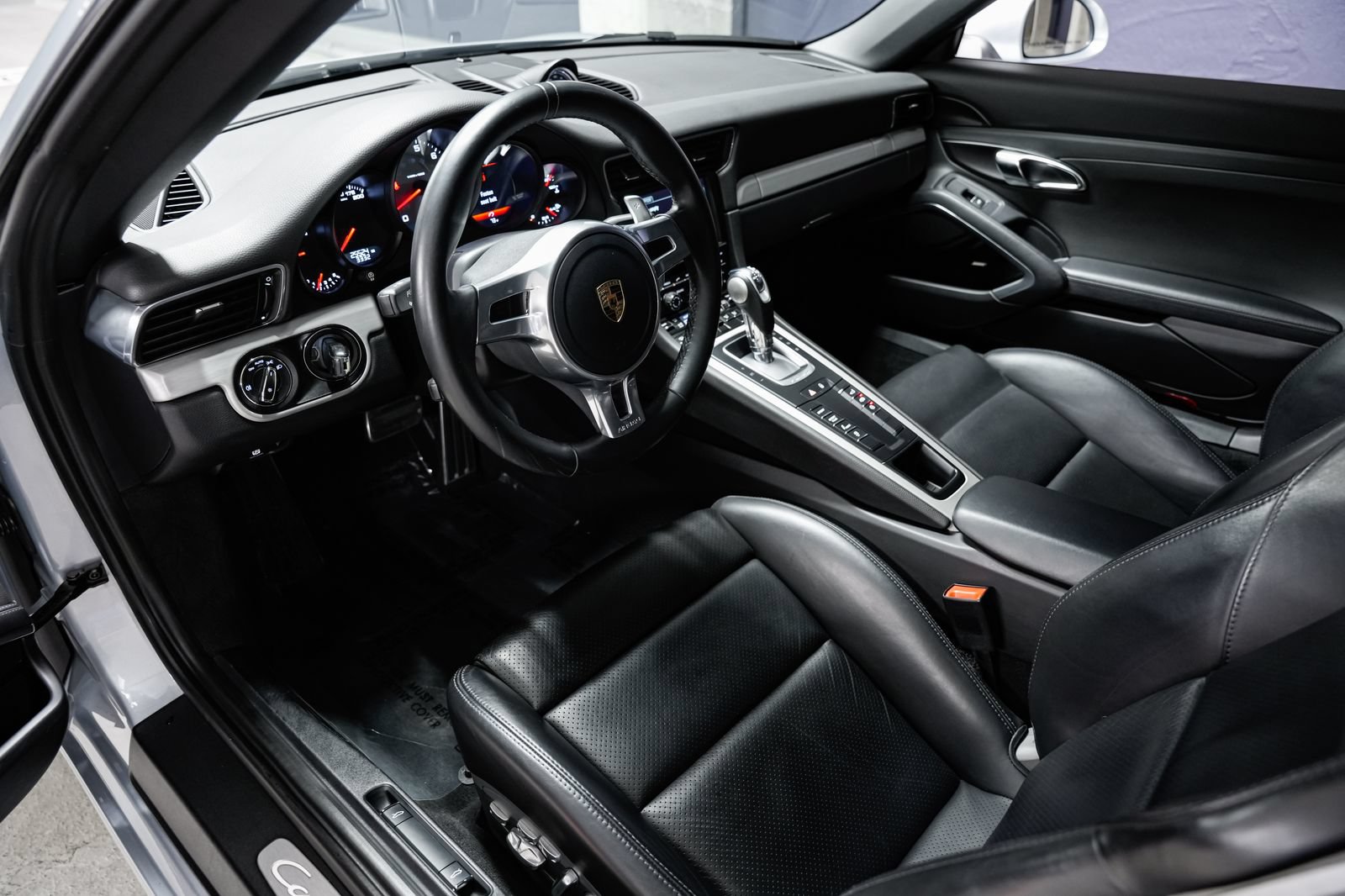 Used 2016 Porsche 911 Carrera S RWD image 9