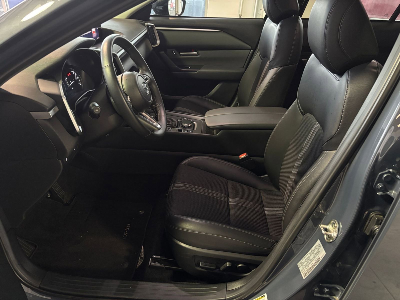 Used 2025 MAZDA CX-50 AWD 2.5 S w/ Preferred Package image 27