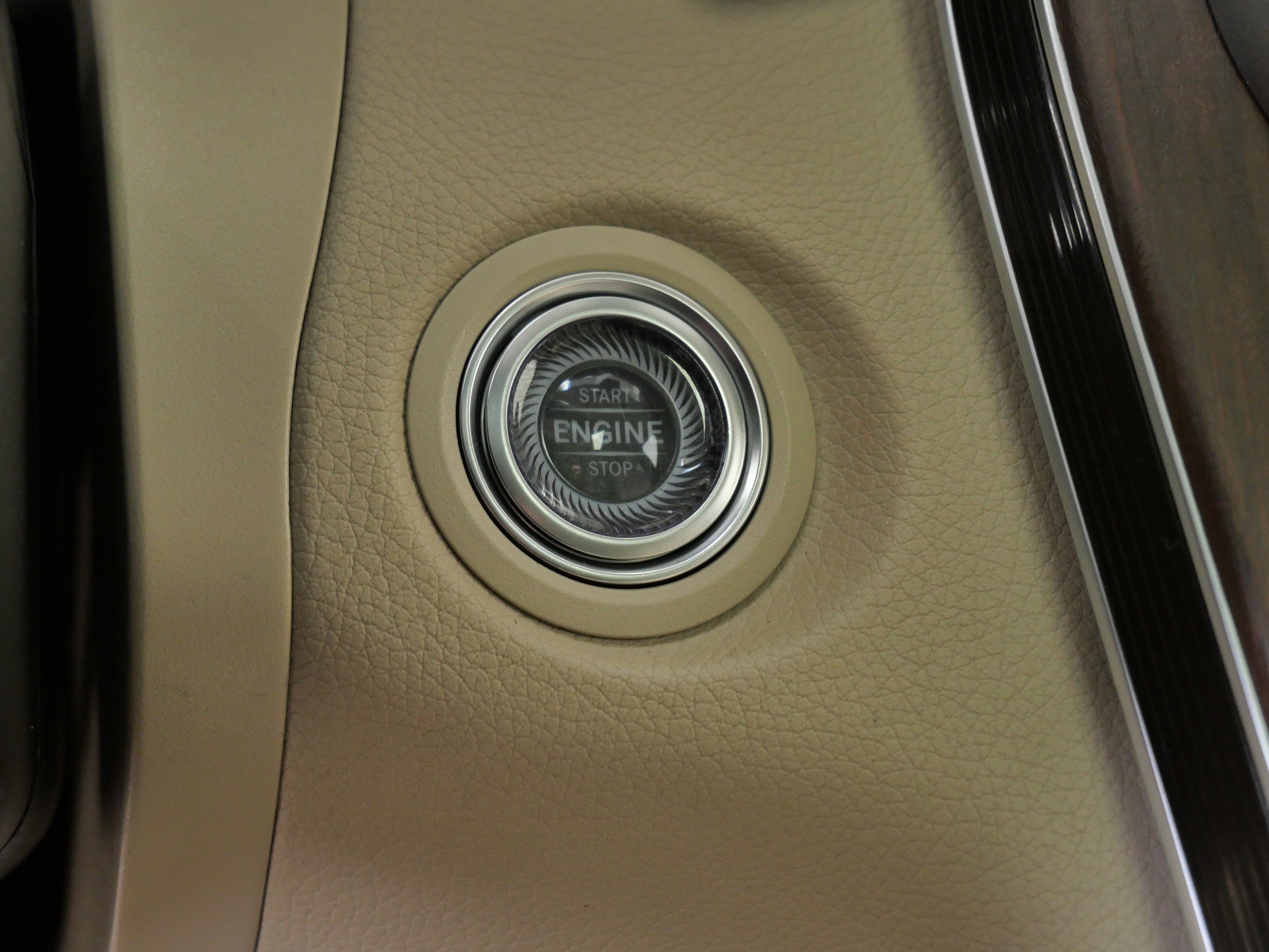 Used 2021 Mercedes-Benz GLC 300 4MATIC image 27