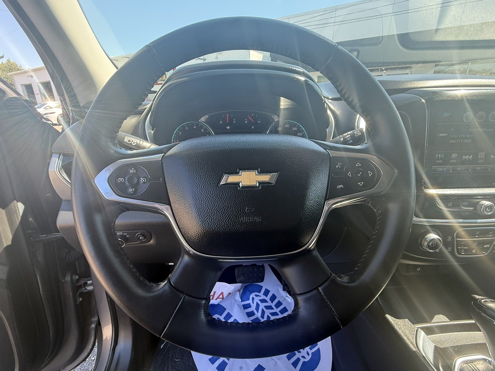 Used 2018 Chevrolet Traverse LT FWD image 18