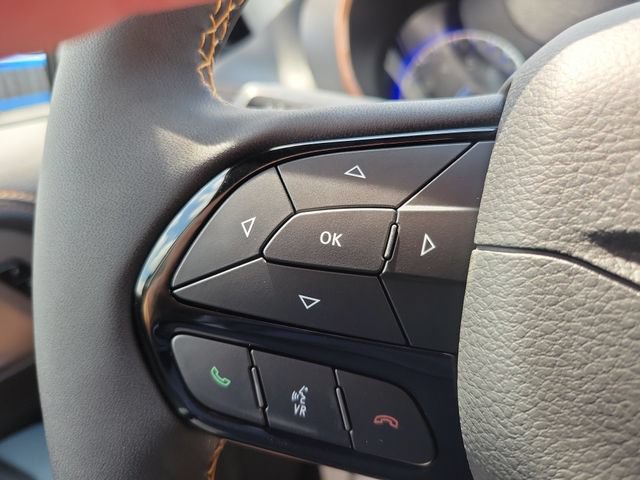 New 2027 Chrysler Pacifica Pinnacle w/ Theater Group FWD image 18